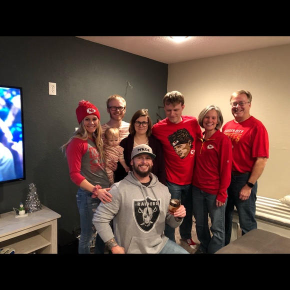 Meet your Posher, Chad - Picture 1 of 1